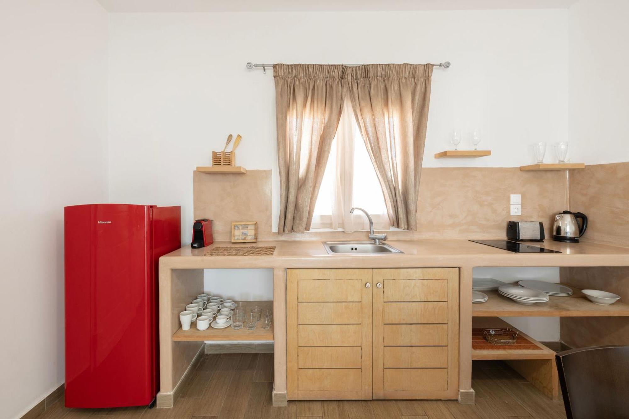 Cinnamon Villa With Private Hot Tub Pýrgos Dış mekan fotoğraf